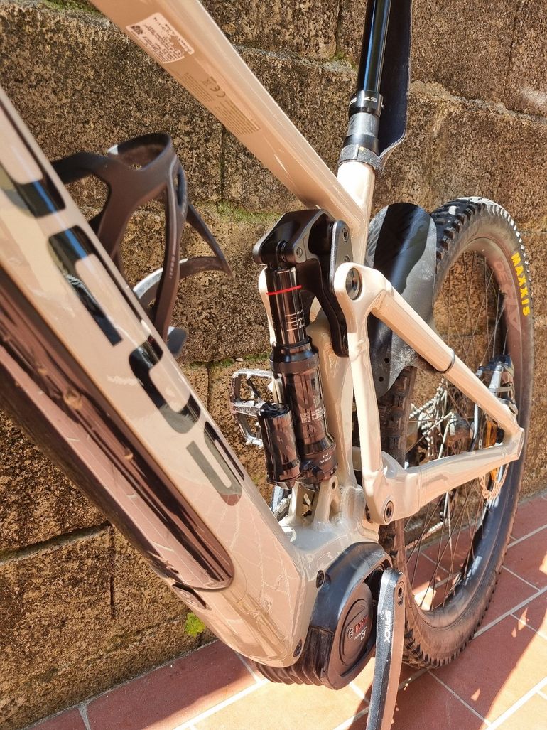 Used Focus SAM² 6.8 2022 2022 Mountainbike, Black, 29 — image 5 of 13