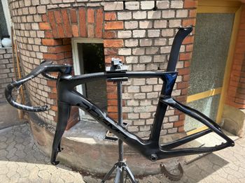 Pinarello Dogma F Disc 2023 Frameset 2023 Road & Gravel de segunda mano, Negro — imagen 2 de 6