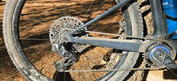 Canyon Lux Trail CF 8 2022 2022 Mountainbike usato, Grigio chiaro — immagine 4 di 4