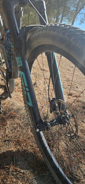 Brugt Canyon Lux Trail CF 8 2022 2022 Mountainbike — billede 4 af 6