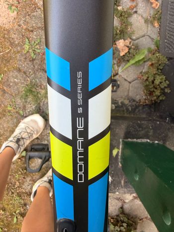 Trek Domane 5.2 Compact 2016 2016 Road & Gravel d'occasion — image 2 sur 4