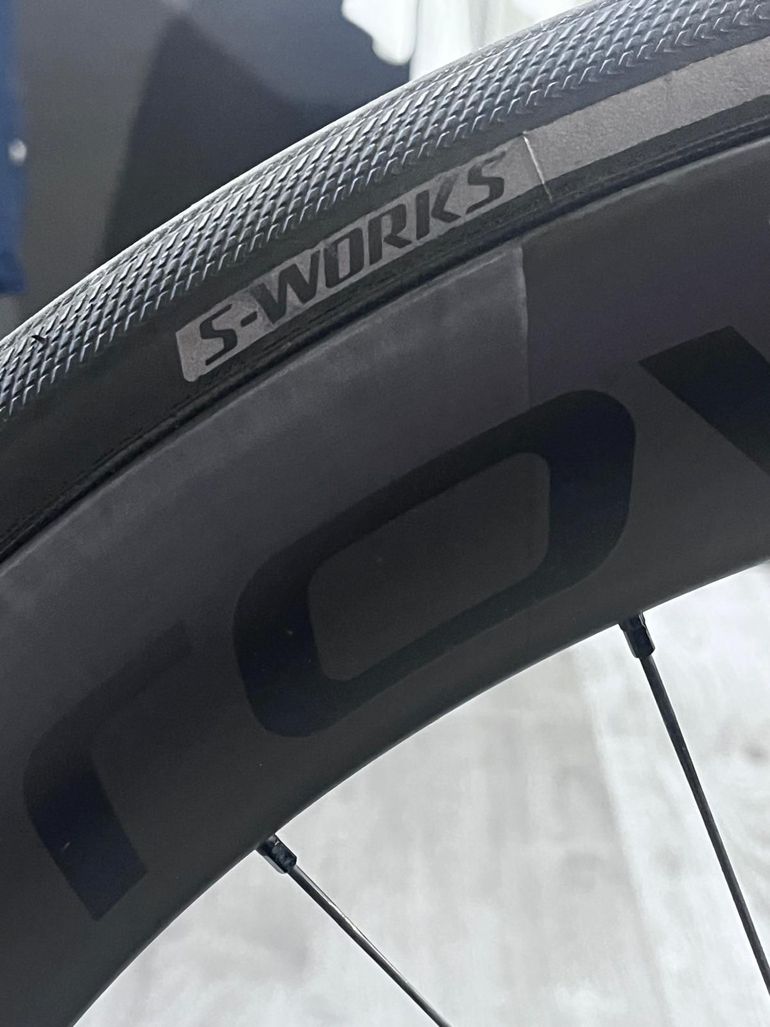 Used Specialized Tarmac SL8 Pro - Shimano Ultegra Di2 2026 2026 Road & Gravel, Light Gray — image 10 of 18