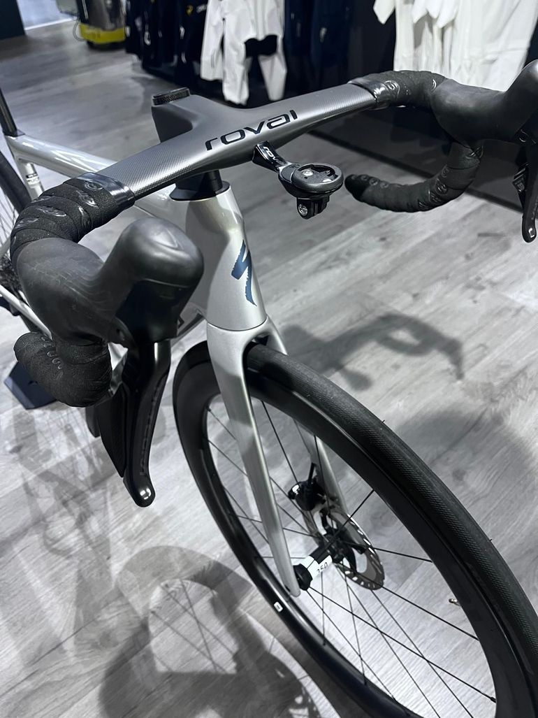 Used Specialized Tarmac SL8 Pro - Shimano Ultegra Di2 2026 2026 Road & Gravel, Light Gray — image 17 of 18