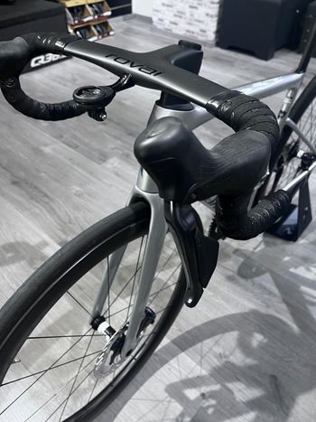 Used Specialized Tarmac SL8 Pro - Shimano Ultegra Di2 2026 2026 Road & Gravel, Light Gray — image 16 of 18