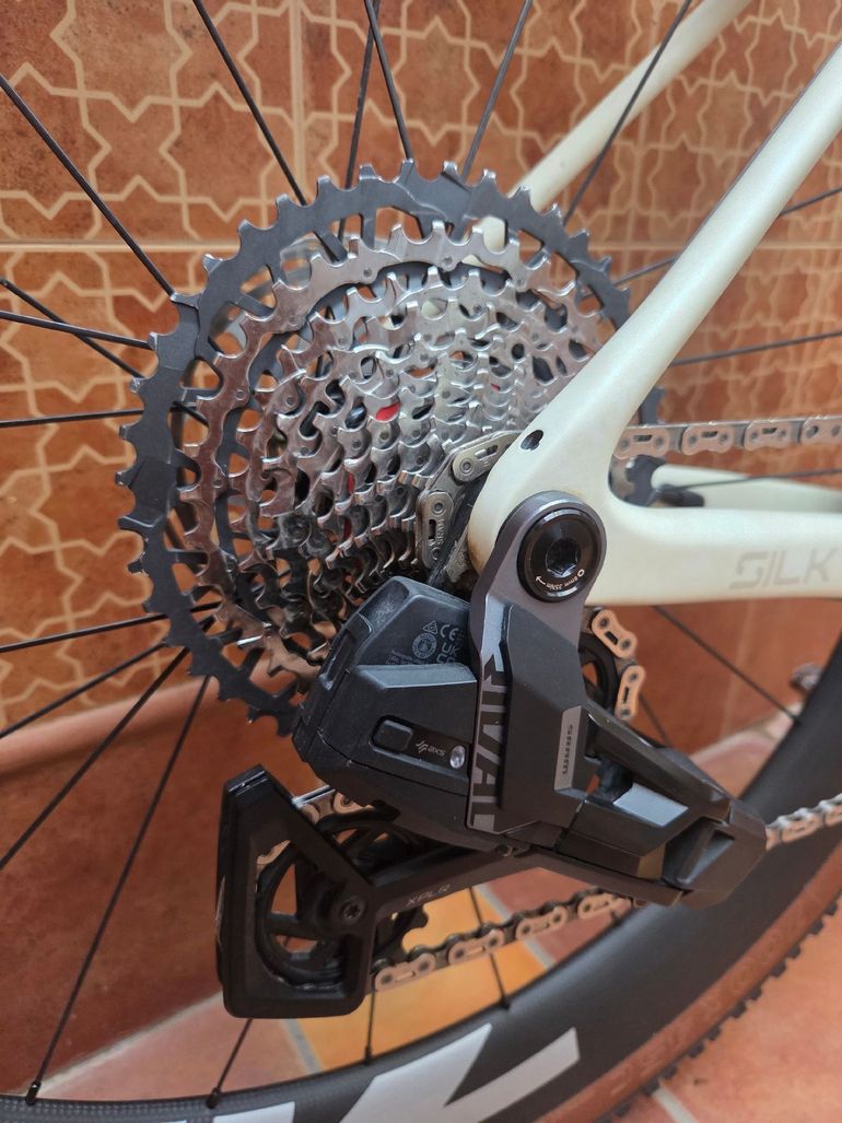Used Megamo SILK 02 2026 2026 Road & Gravel, White — image 7 of 9