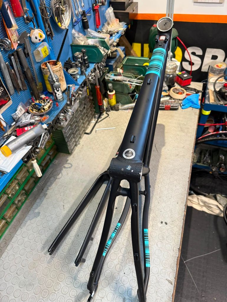 Used Bianchi ALLROAD. DISC. QUICK RELEASE. Frameset 2020 Road & Gravel, Black — image 4 of 19