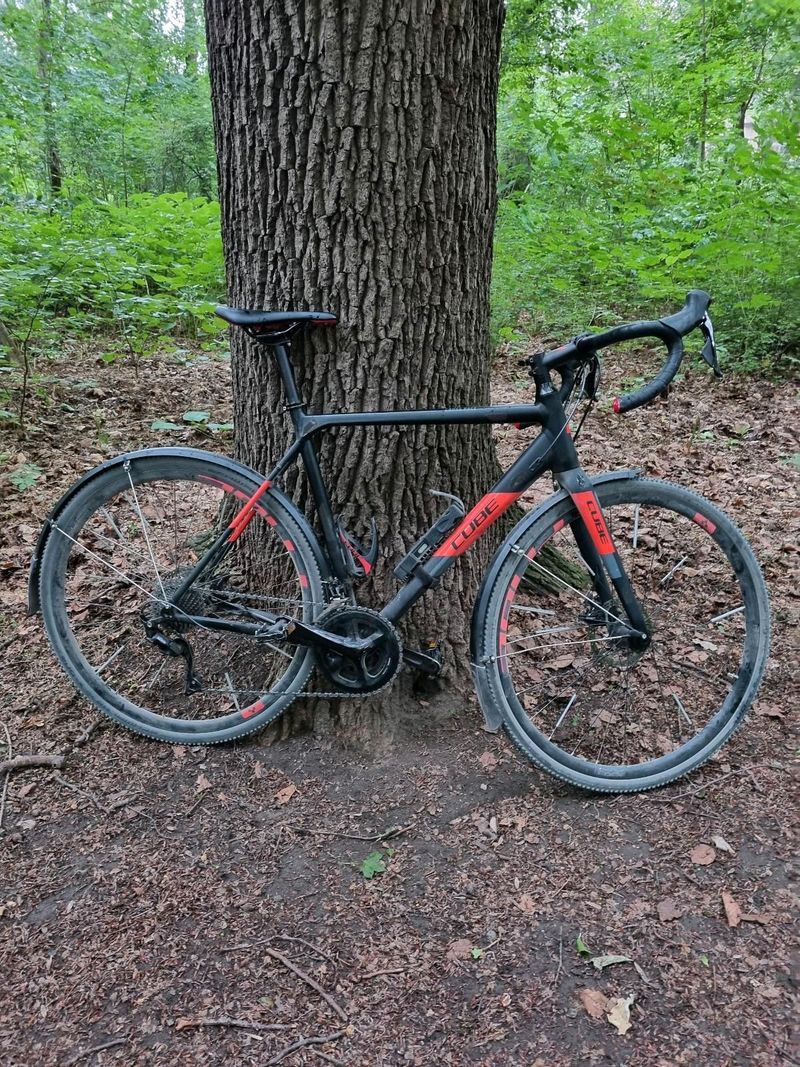 Cube Cross Race Gravelbike Cyclocross 2020 Road & Gravel d'occasion