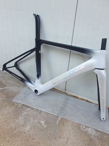 Dynatek Custom Frameset 2024 Road & Gravel usato