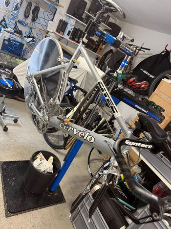 Cervélo Custom Shimano Dura Ace 2001 Road & Gravel usato, Grigio chiaro — immagine 20 di 25