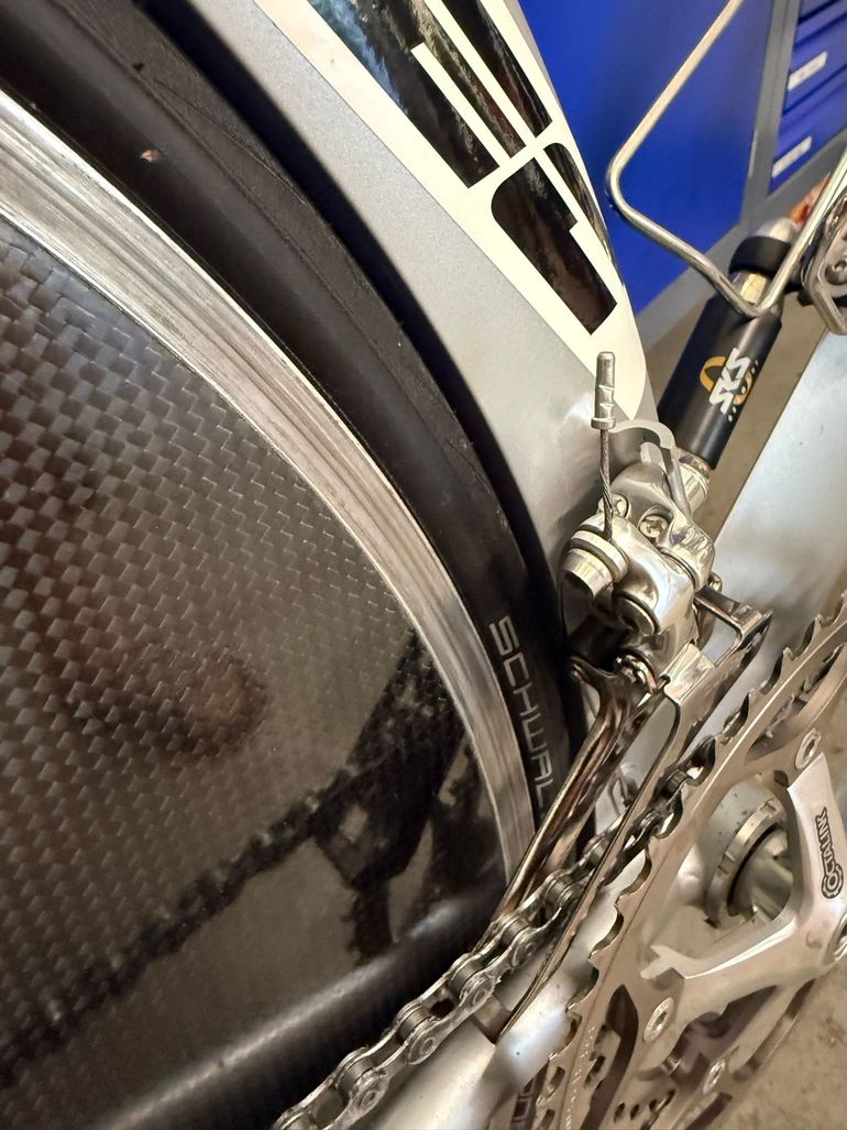 Cervélo Custom Shimano Dura Ace 2001 Road & Gravel usato, Grigio chiaro — immagine 6 di 25