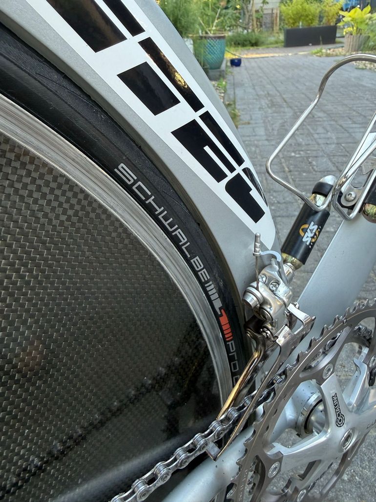 Cervélo Custom Shimano Dura Ace 2001 Road & Gravel usato, Grigio chiaro — immagine 7 di 25