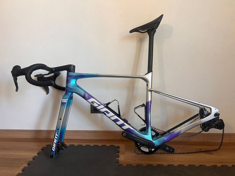 Giant Revolt Advanced 0 2025 2025 Road & Gravel de segunda mano, Azul — imagen 2 de 9