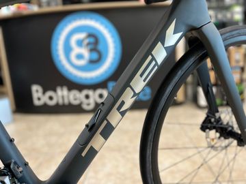 Używany Trek Domane 2022 Road & Gravel — zdjęcie 7 z 20