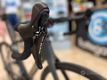 Trek Domane 2022 Road & Gravel usato, Grigio chiaro — immagine 18 di 20