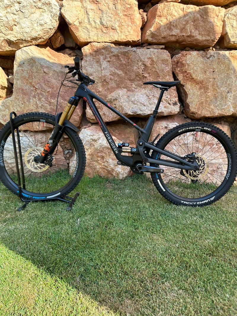 Used Forbidden Dreadnought Sram Eagle Transmission GX 2021 Mountainbike, Black, Mixed — image 2 of 35