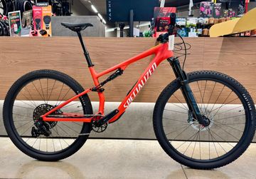 Brugt Specialized Epic 8 Comp - SRAM S-1000 AXS, RockShox Select 2026 2026 MTB