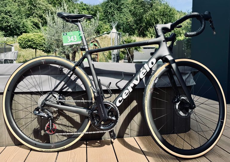 Used Cervélo R5 Ultegra Di2 2022 2022 Road & Gravel, Black — image 1 of 3