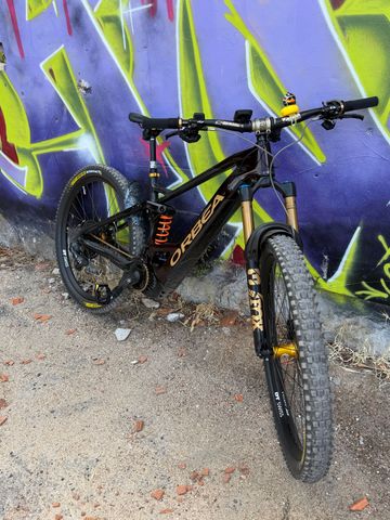 Gebrauchtes Orbea Wild M10 X01 Eagle AXS 2022 Mountainbike, Rot — Bild 18 von 18