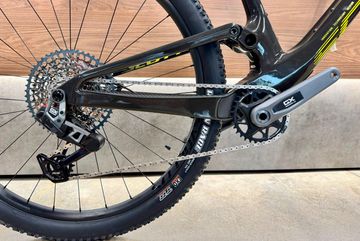 Brugt Scott Spark RC Team Issue TR 2024 2024 Mountainbike — billede 2 af 8