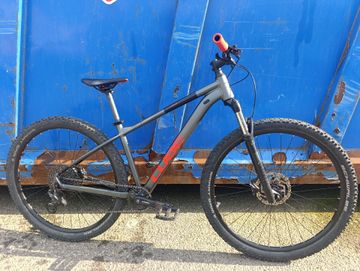Used CUBE ANALOG 2024 2024 Mountainbike, Light Gray, 27.5, 29 — image 3 of 3