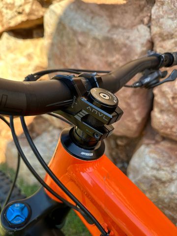 Transition Spire Alloy XT 2023 2023 Mountainbike usato, Arancione — immagine 32 di 33