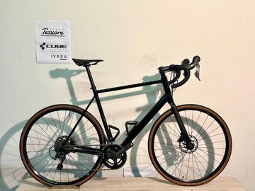 Tweedehands Canyon Endurace 6 2021 2021 Road & Gravel — afbeelding 1 van 13