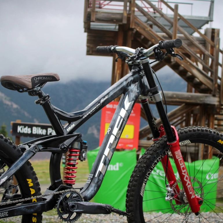 Used Trek Session SRAM GX DH 2015 Mountainbike, Black — image 9 of 10