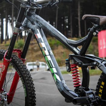 Used Trek Session SRAM GX DH 2015 Mountainbike, Black — image 2 of 3