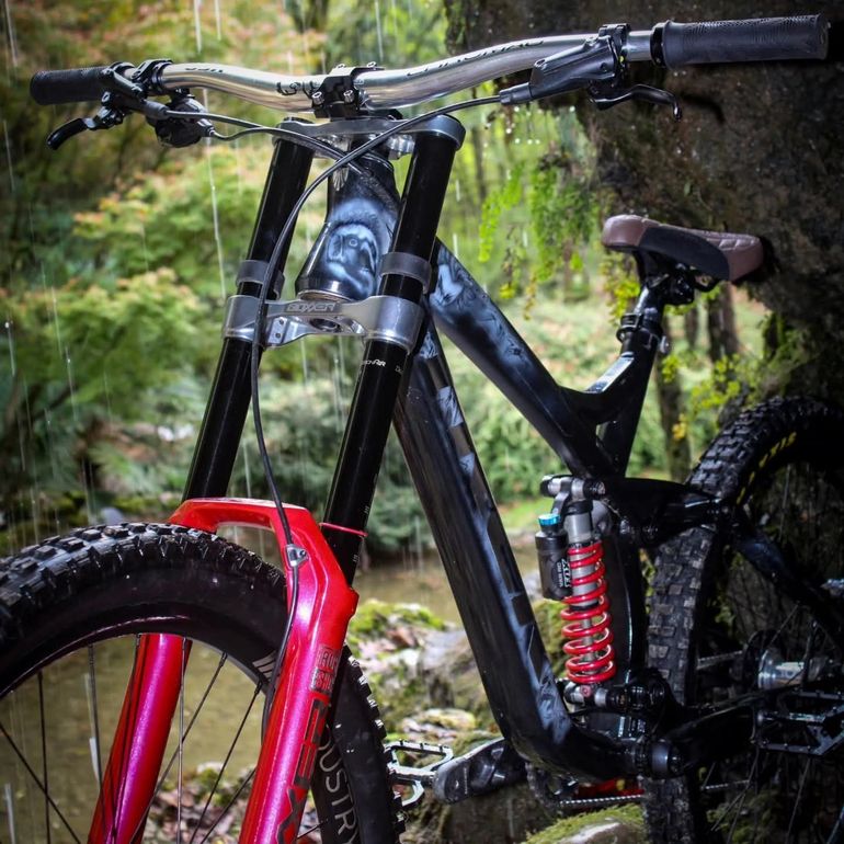 Used Trek Session SRAM GX DH 2015 Mountainbike, Black — image 4 of 10