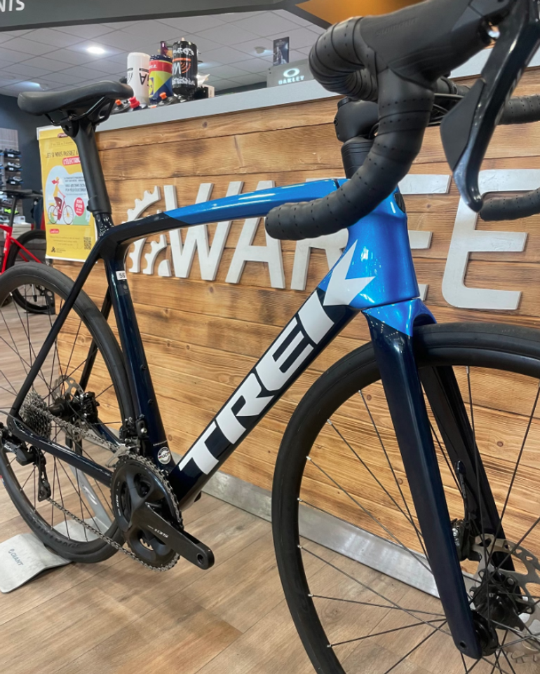 Used Trek Émonda SL 5 Disc 2022 2022 Road & Gravel, Blue — image 3 of 5