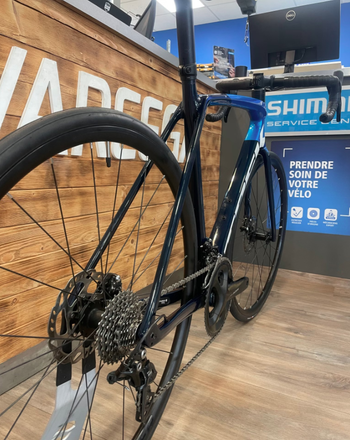 Used Trek Émonda SL 5 Disc 2022 2022 Road & Gravel, Blue — image 4 of 5