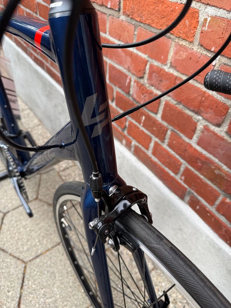 Used Lapierre Sensium Shimano Sora 2024 Road & Gravel, Blue — image 7 of 16