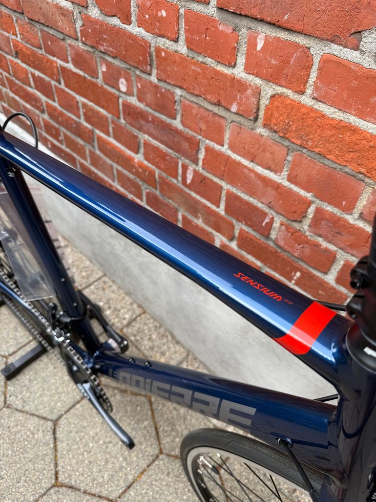 Used Lapierre Sensium Shimano Sora 2024 Road & Gravel, Blue — image 8 of 16