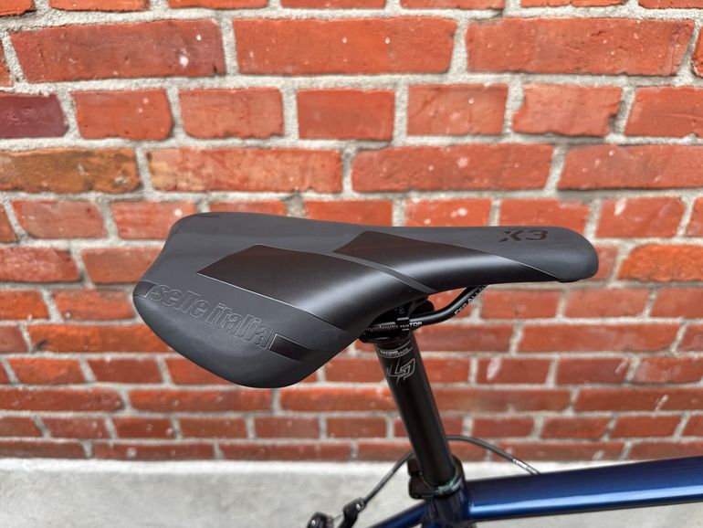 Used Lapierre Sensium Shimano Sora 2024 Road & Gravel, Blue — image 9 of 16