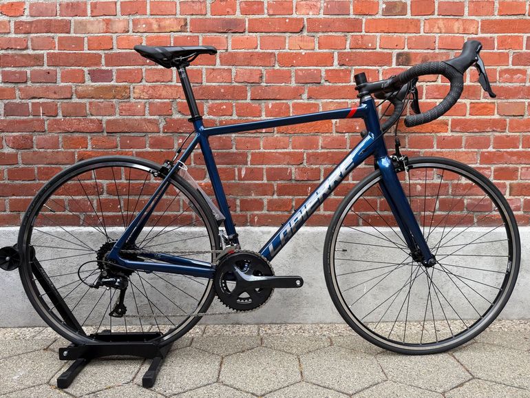 Used Lapierre Sensium Shimano Sora 2024 Road & Gravel, Blue — image 1 of 16
