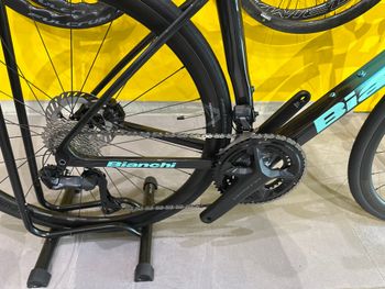 Used Bianchi Specialissima COMP Ultegra Di2 2025 2025 Road & Gravel, Black — image 3 of 5