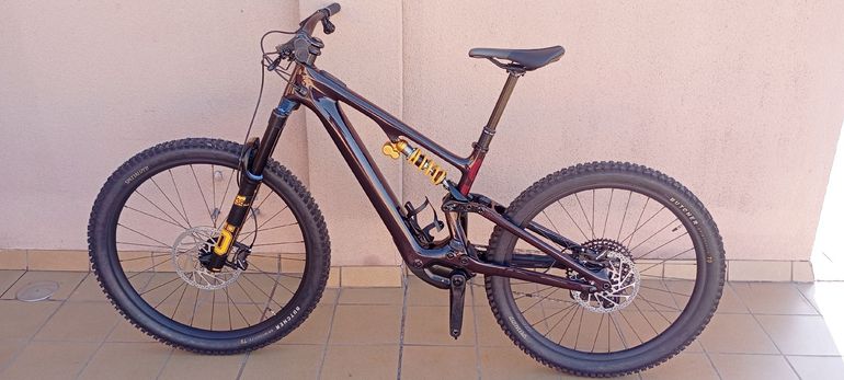 Used Specialized Turbo Levo SRAM GX Eagle AXS 2025 Mountainbike, Purple — image 1 of 25