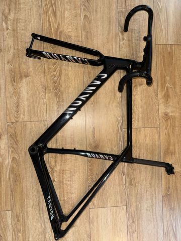 Used Canyon Endurace CF 6 2026 Frameset 2026 Road & Gravel, Black — image 5 of 19