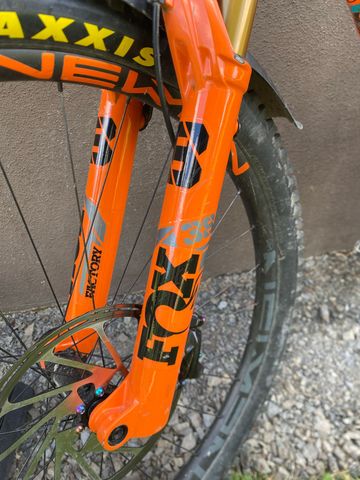 Gebrauchtes Yeti SB150 — T/Series / T3 2020 2020 Mountainbike, Orange — Bild 43 von 59