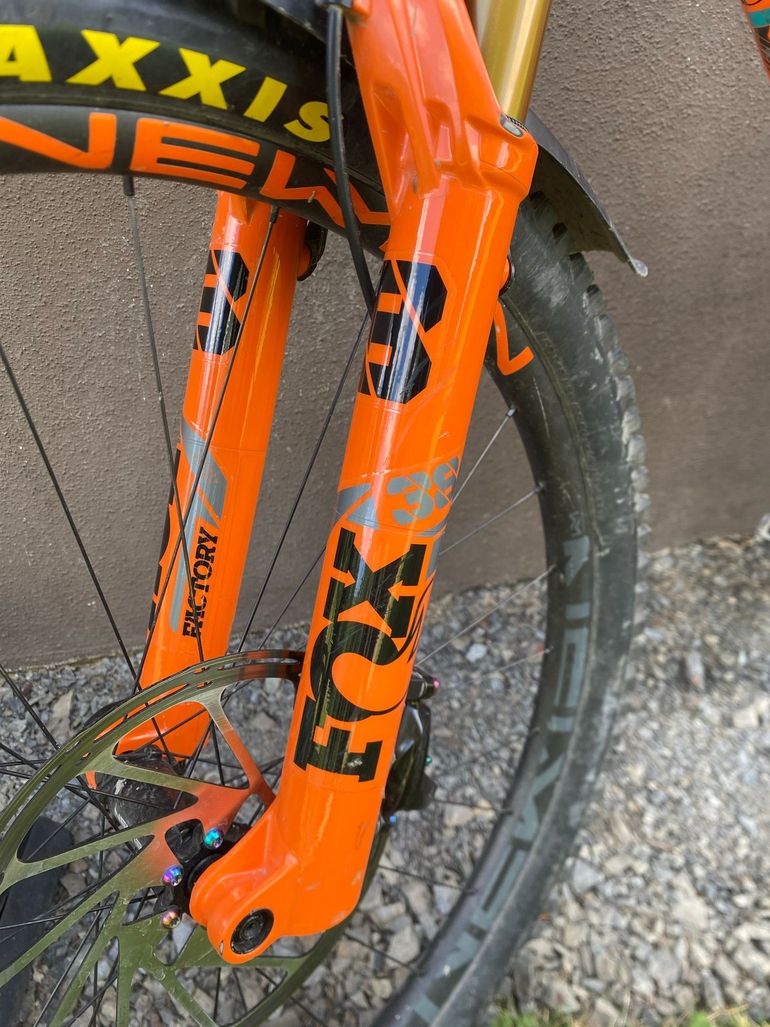 Gebrauchtes Yeti SB150 — T/Series / T3 2020 2020 Mountainbike, Orange — Bild 43 von 59