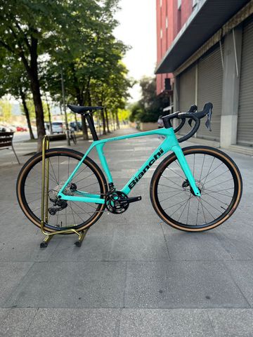 Used Bianchi Impulso PRO 2026 2026 Road & Gravel, Blue — image 1 of 6