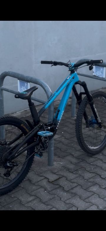 Forbidden Dreadnought GX LTD Team 2023 2023 Mountainbike usato, Blu — immagine 2 di 6