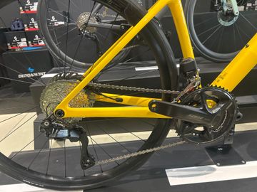 Scott Addict 40 2026 2026 Road & Gravel de segunda mano, Naranja — imagen 3 de 5