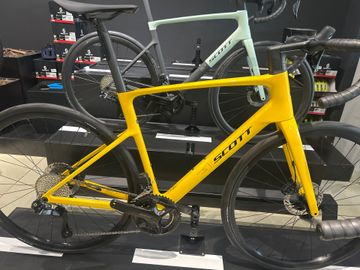 Used Scott Addict 40 2026 2026 Road & Gravel