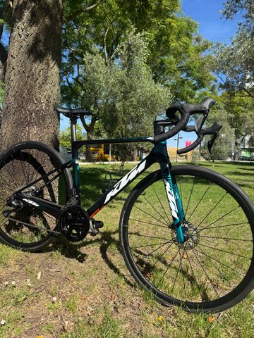 KTM REVELATOR ALTO ELITE DI2 2025 2025 Road & Gravel de segunda mano