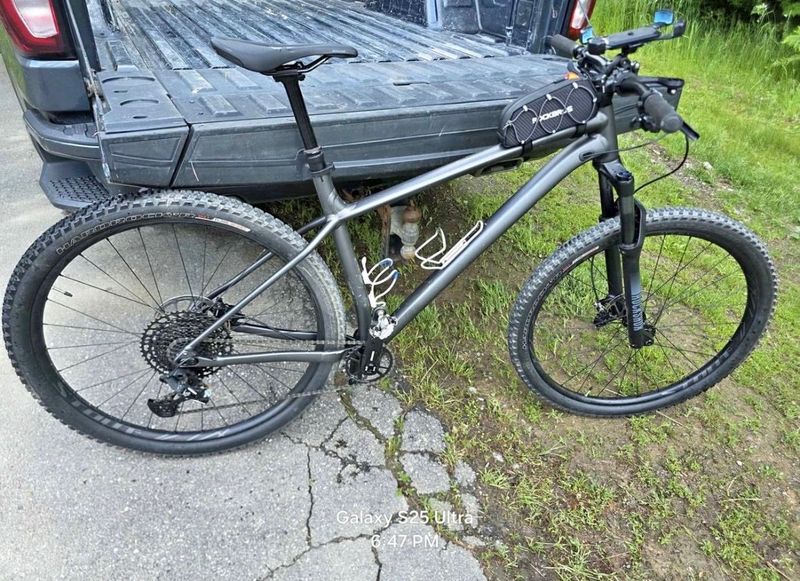 Used Specialized Fuse Comp 29 2022 2022 MTB
