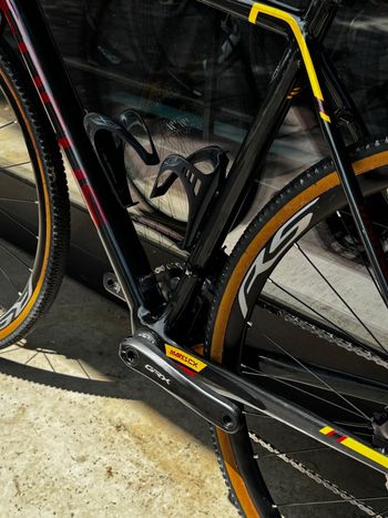 Used Focus Mares Shimano GRX 2022 Road & Gravel, Black — image 13 of 17