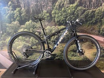 Used Trek Supercaliber SRAM XX Eagle AXS (T-Type) 2024 MTB