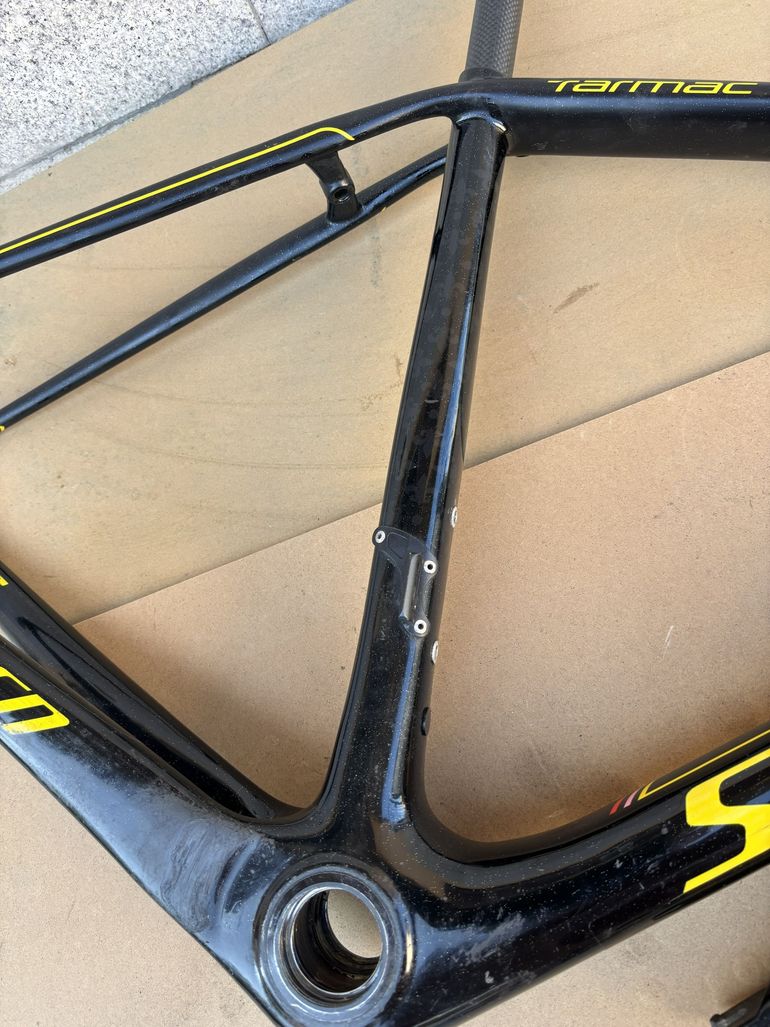Używany Specialized Sworks Tarmac Frameset 2015 Road & Gravel — zdjęcie 4 z 11