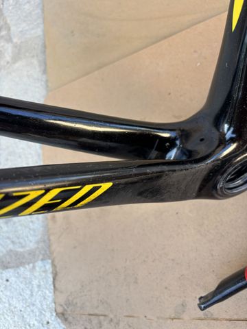 Używany Specialized Sworks Tarmac Frameset 2015 Road & Gravel — zdjęcie 9 z 11